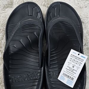 Hoka Men's Black Recovery Sandals